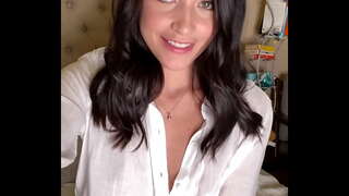 Masturbuojantis, o jos geriausias draugas daro tą patį