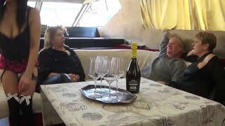 Mergelė Padaryti Viską....