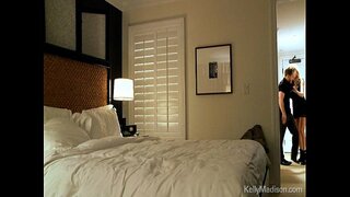 Varma Ĉambro De Hotelo Sekso Kun Busty Edzino