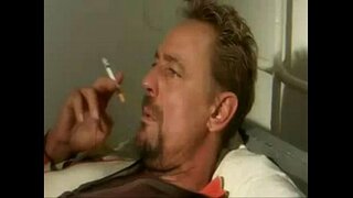 старик трахает молодую школьницу