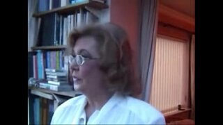 Xhamster.com 2662724 الجدة w اخترقت كس شرائح اللعب