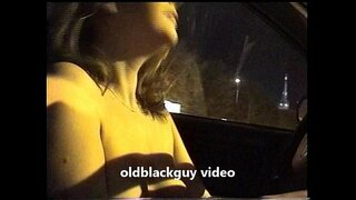 Oldblackguy võtab debbie vilkuv alasti avalikus