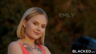 SÖTÉTÍTETT volt nyaralni, meg akartam kezelni magát, hogy egy BBC